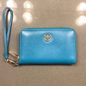 Tory Burch zip wristlet/wallet